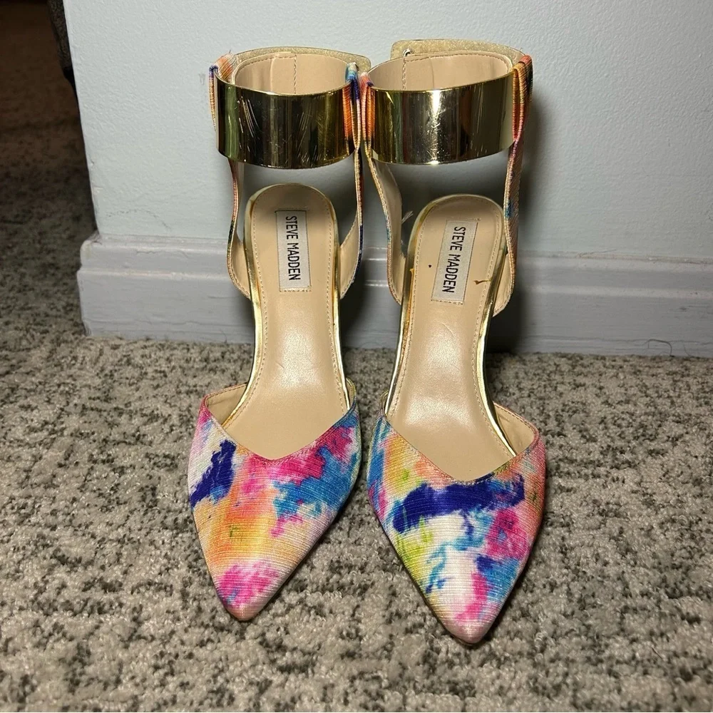 Steve Madden Peggie Tie-Dye Pointed Toe Gold Ankle Strap Heels Size 7.5